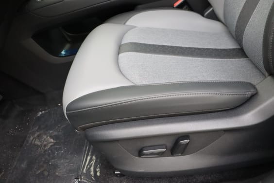 MG MGS5 EV 64kWh - 170 kW 2WD Luxury Black