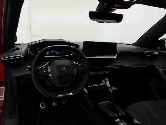 Peugeot 2008 130 GT Rouge
