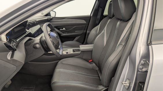 Peugeot 308 Hybrid 145 e-DCS6 Allure Gris Artense