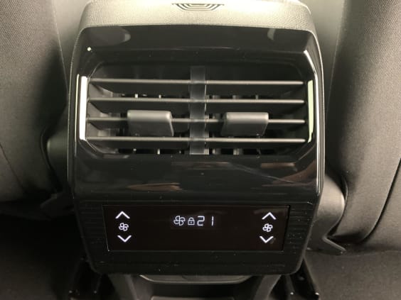 Peugeot 5008 Hybrid 145 e-DCS6 Allure Noir Perla Nera