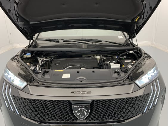 Peugeot 5008 Hybrid 145 e-DCS6 Allure Noir Perla Nera