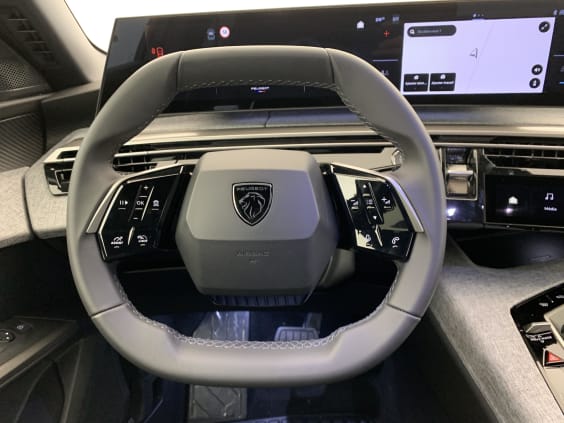 Peugeot 3008 Hybrid 145 e-DCS6 Allure Bleu Obsession
