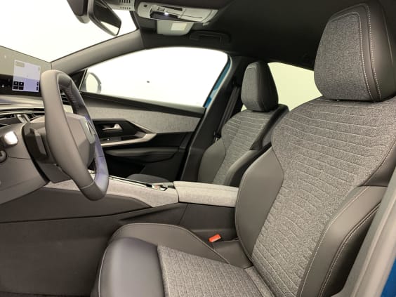 Peugeot 3008 Hybrid 145 e-DCS6 Allure Bleu Obsession