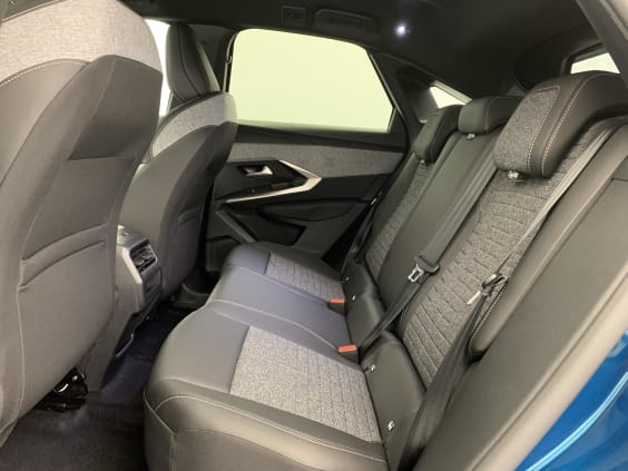 Peugeot 3008 Hybrid 145 e-DCS6 Allure Bleu Obsession