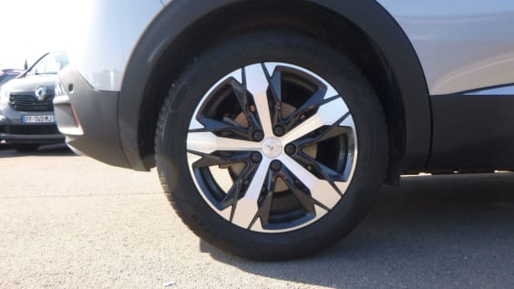 Peugeot 3008 PureTech 130ch S&S EAT8 GT gris artense