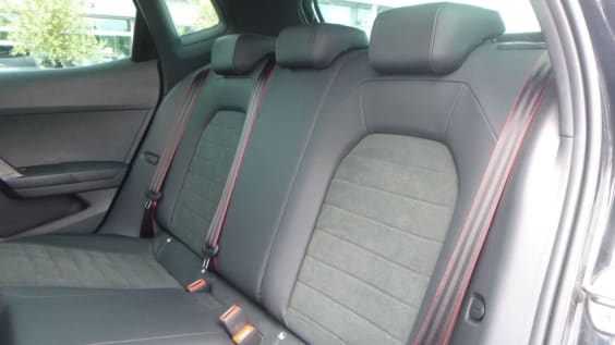 Seat Arona Arona 1.0 TSI 110 ch Start/Stop BVM6 FR Noir Minuit