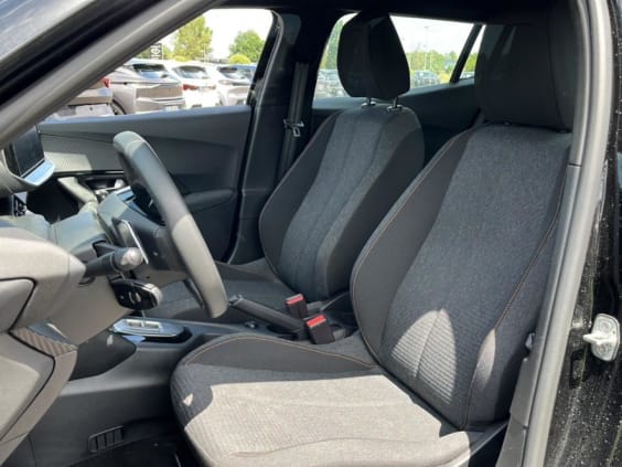 Peugeot 2008 1.2 hybrid 145 style e-dcs6 Noir