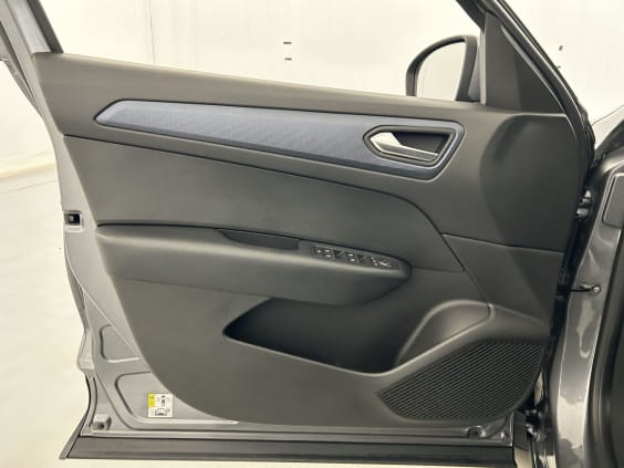 Renault Arkana mild hybrid 140 EDC FAP - 22 Evolution Gris