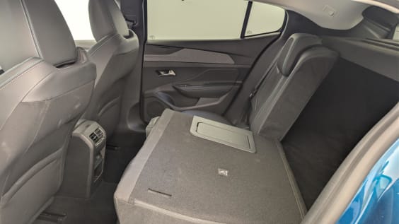Peugeot 408 Hybrid 145 e-DCS6 Allure Bleu Obsession