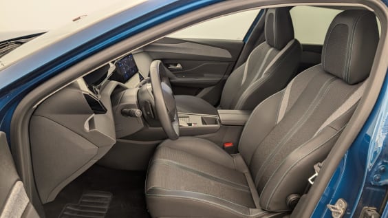 Peugeot 408 Hybrid 145 e-DCS6 Allure Bleu Obsession