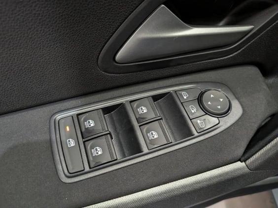 Dacia BIGSTER Bigster Mild Hybrid 140 Journey Noir Nacré