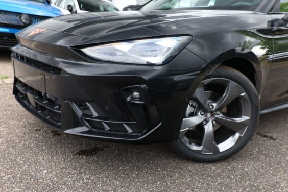 Cupra LEON 1.5 eTSI Hybrid 150 ch DSG7 V Noir