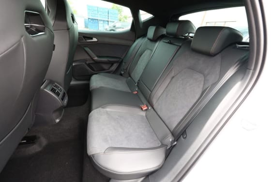 Cupra LEON 1.5 eTSI Hybrid 150 ch DSG7 V Blanc