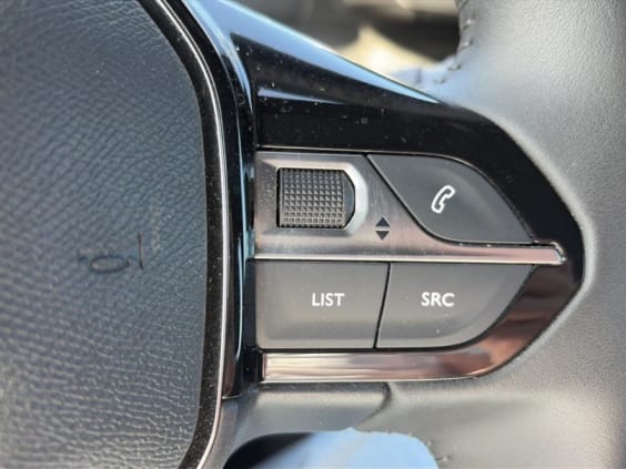 Peugeot 2008 1.2 100 style Gris