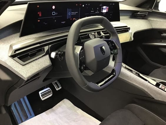 Peugeot 3008 Hybrid 145 e-DCS6 GT Exclusive Bleu Ingaro