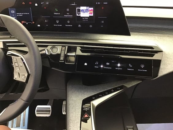 Peugeot 3008 Hybrid 145 e-DCS6 GT Exclusive Bleu Ingaro