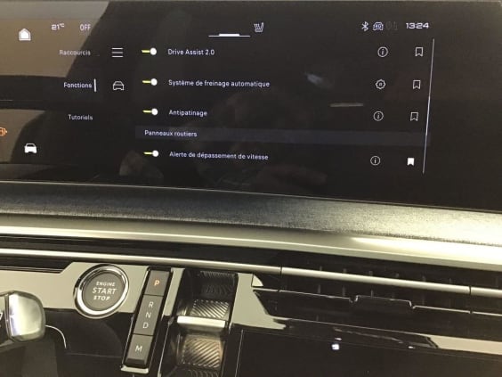 Peugeot 3008 Hybrid 145 e-DCS6 GT Exclusive Bleu Ingaro