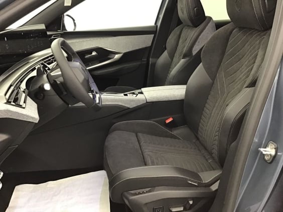 Peugeot 3008 Hybrid 145 e-DCS6 GT Exclusive Bleu Ingaro