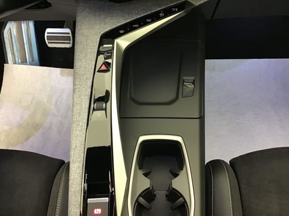 Peugeot 3008 Hybrid 145 e-DCS6 GT Exclusive Bleu Ingaro
