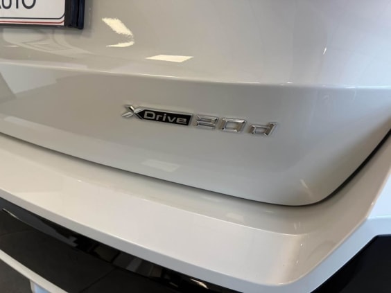 BMW X1 U11 XDRIVE 20D BVA M SPORT Mineral Weiss Metallic