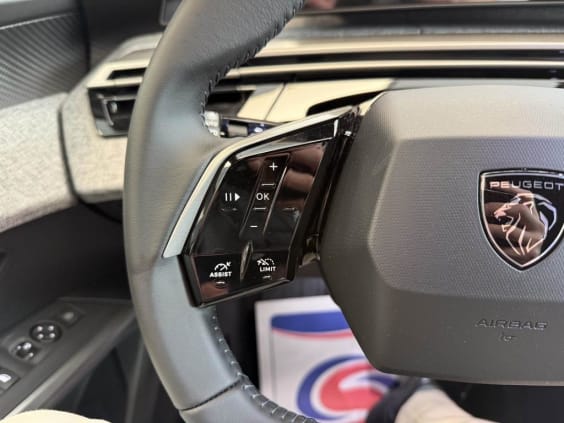 Peugeot 3008 1.2i Hybrid 145 e-DCS6  Allure Bleu Obsession