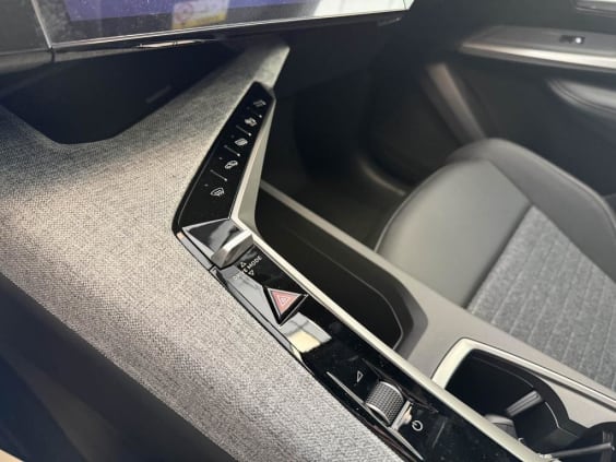 Peugeot 3008 1.2i Hybrid 145 e-DCS6  Allure Bleu Obsession