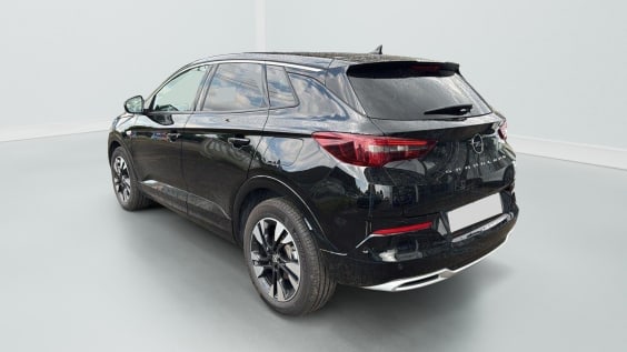 Opel Grandland GRANDLAND 1.6 TURBO HYBRID 225CH GS Noir