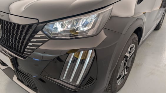 Peugeot 2008 ELECTRIQUE 50 kWh 136 ch Allure Noir Perla Nera