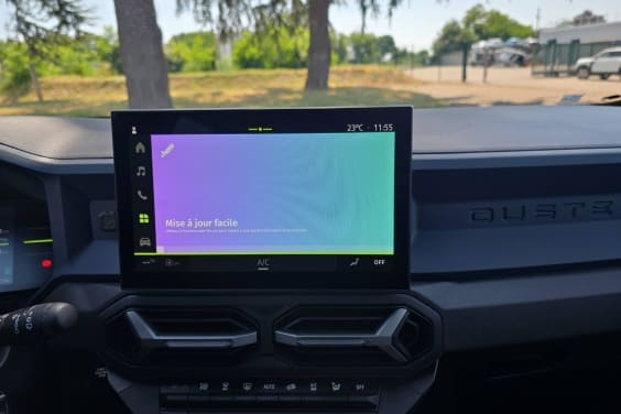 Dacia DUSTER Mild Hybrid 130 4x4 Journey Noir Nacré