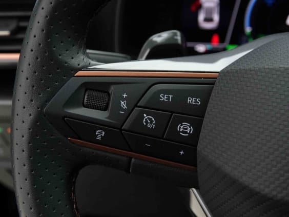 Cupra Formentor 1.4 E-HYBRID 204 PHEV Noir