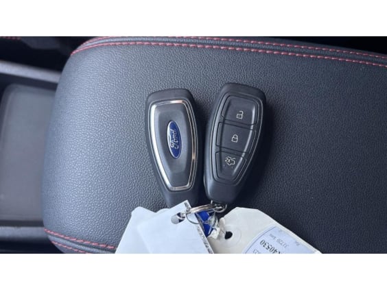 Ford KUGA 2.0 ECOBLUE 120 BVA ST-LINE X Bleu Azur Métallisée