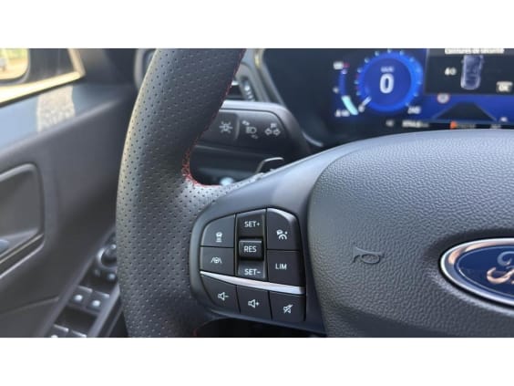 Ford KUGA 2.0 ECOBLUE 120 BVA ST-LINE X Bleu Azur Métallisée