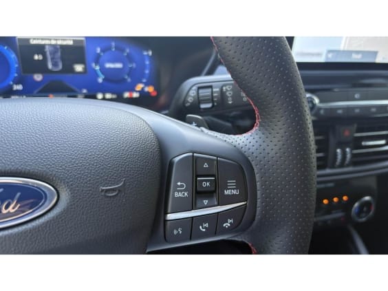 Ford KUGA 2.0 ECOBLUE 120 BVA ST-LINE X Bleu Azur Métallisée