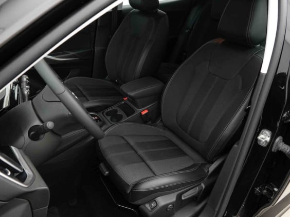 Opel Grandland 1.2T 130 GS BVM6 Noir