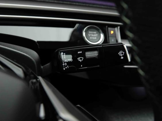 Peugeot 3008 145 e-DSC6 Hybrid GT Gris