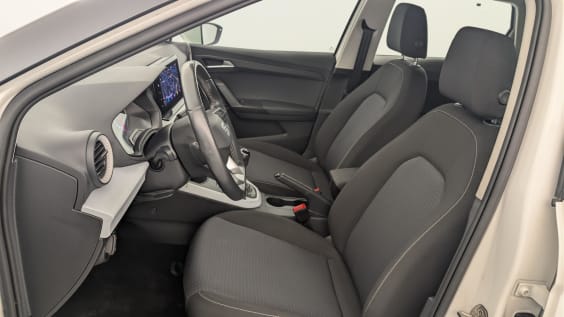 Seat Arona 1.0 TSI 95 ch Start/Stop BVM5 Style Business Blanc Candy Toit Noir 