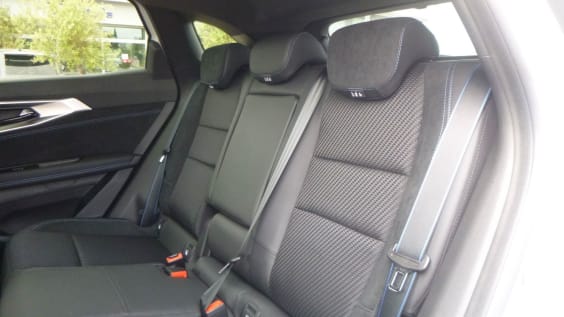 Renault Austral Austral full hybrid E-Tech 200 ch Esprit Alpine Blanc Nacré/Toit Noir