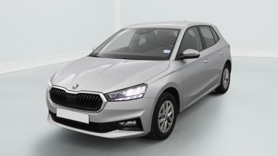 Skoda Fabia Fabia 1.0 MPI 80 ch BVM5 Ambition Gris Argent