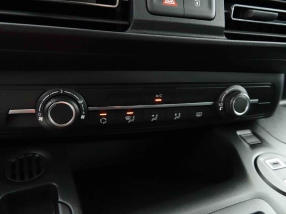 Citroën Berlingo E-BERLINGO 50 KWH 136 M PLUS Bleu