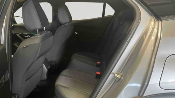 Peugeot 2008 ALLURE 130 S&S BVM6 Gris clair