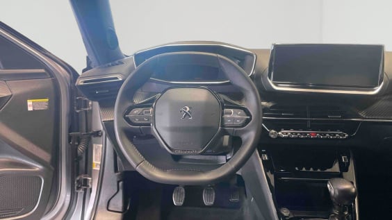 Peugeot 2008 ALLURE 130 S&S BVM6 Gris clair