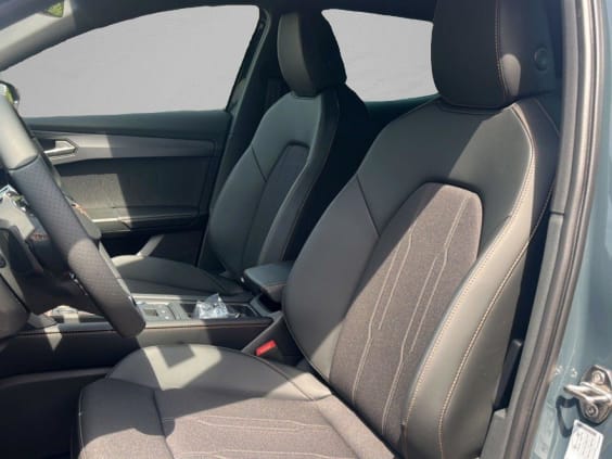 Cupra Formentor FORMENTOR 1.5 eTSI 150CH DSG7 Bleu Fjord Metal