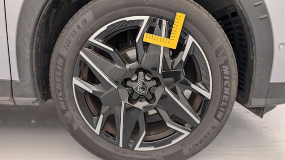 Peugeot 3008 Hybrid 145 e-DCS6 GT Gris Artense / Toit Noir