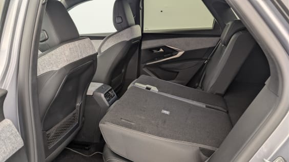 Peugeot 3008 Hybrid 145 e-DCS6 GT Gris Artense / Toit Noir