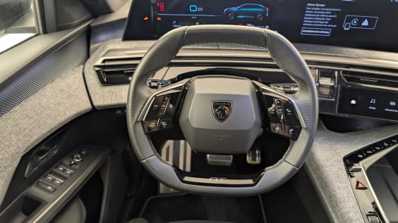 Peugeot 3008 Hybrid 145 e-DCS6 GT Gris Artense / Toit Noir