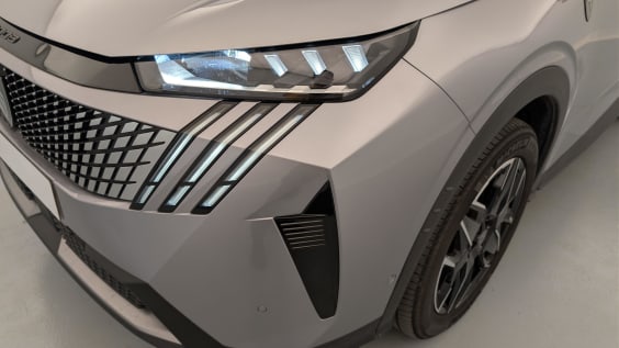 Peugeot 3008 Hybrid 145 e-DCS6 GT Gris Artense / Toit Noir