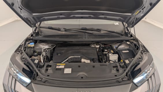 Peugeot 3008 Hybrid 145 e-DCS6 GT Gris Artense / Toit Noir
