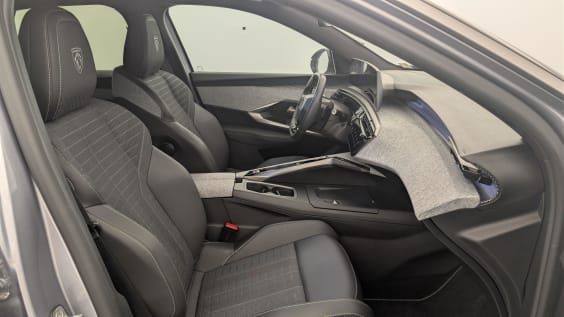 Peugeot 3008 Hybrid 145 e-DCS6 GT Gris Artense / Toit Noir
