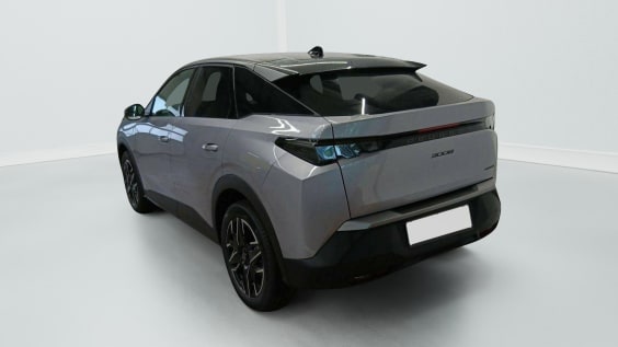 Peugeot 3008 Hybrid 136 e-DCS6 GT Noir Perla Nera