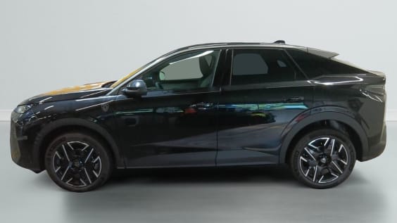Peugeot 3008 Hybrid 136 e-DCS6 GT Noir Perla Nera